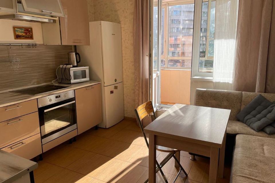 Продаётся 1-комнатная квартира, 38.1 м²