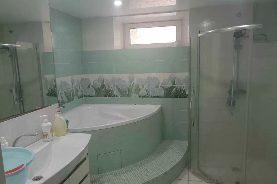 Продаётся 2-этажный дом, 140 м²