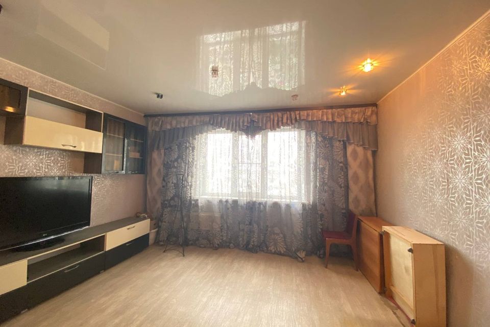 Продаётся 4-комнатная квартира, 82.4 м²