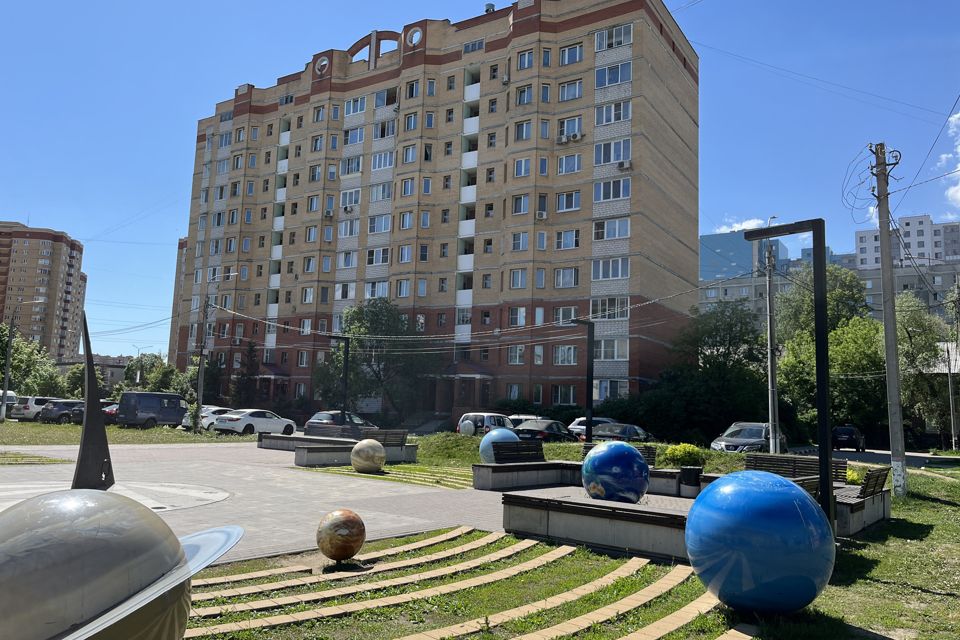 Продаётся 2-комнатная квартира, 63.9 м²