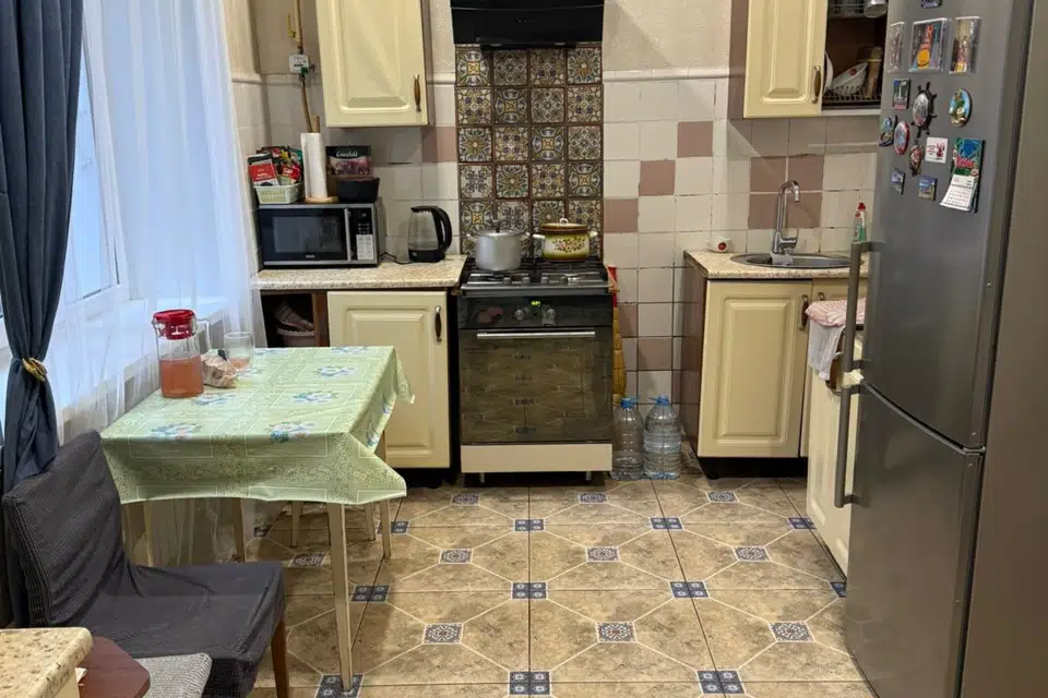 Продаётся 3-комнатная квартира, 72.7 м²