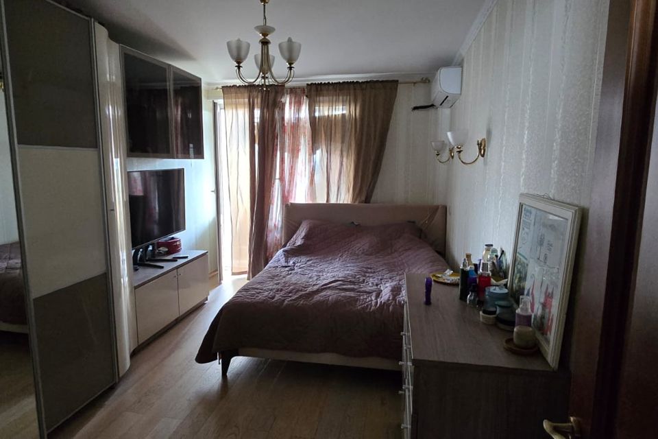 Продаётся 3-комнатная квартира, 65.5 м²