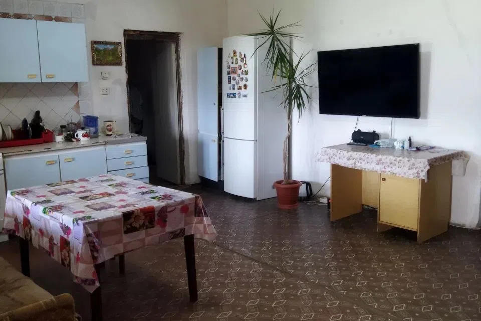 Продаётся 2-этажный дом, 210 м²