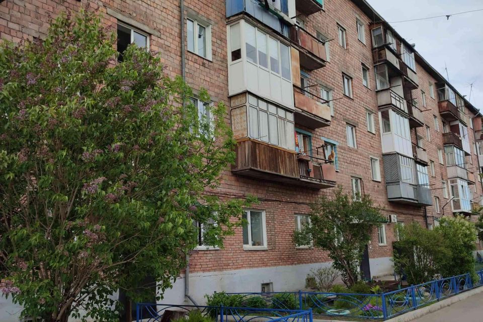 Продаётся 3-комнатная квартира, 62.1 м²