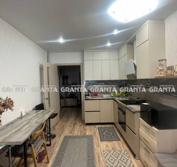 Продаётся 2-комнатная квартира, 48.2 м²