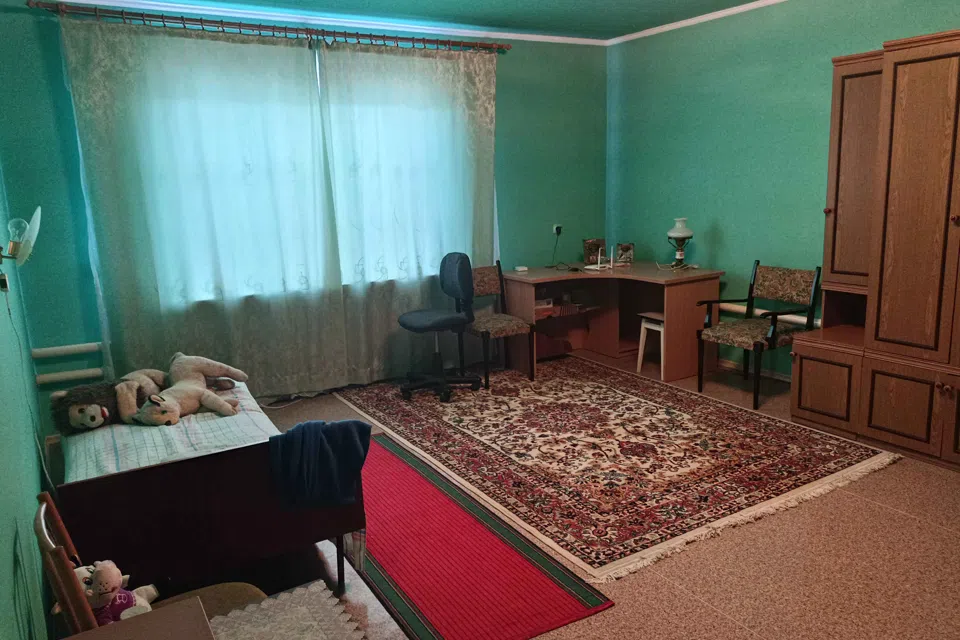 Продаётся 2-этажный дом, 299 м²