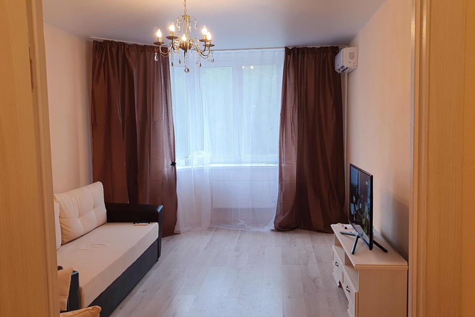 Продаётся 1-комнатная квартира, 44.8 м²