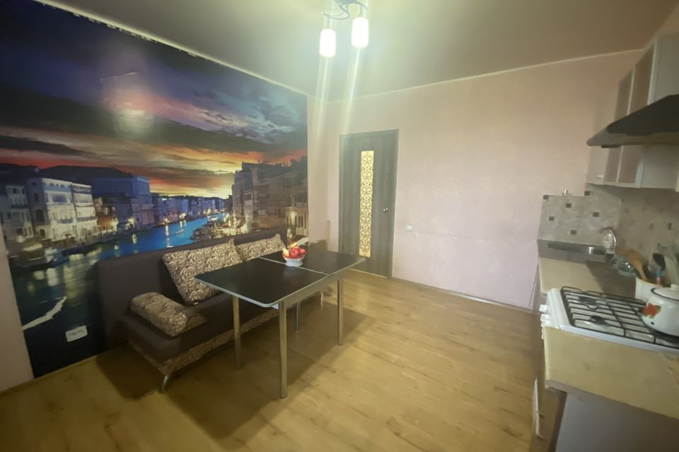 Продаётся 1-комнатная квартира, 38.6 м²