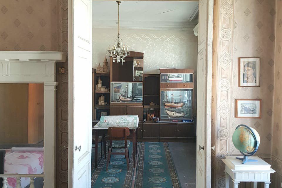 Продаётся 4-комнатная квартира, 90 м²