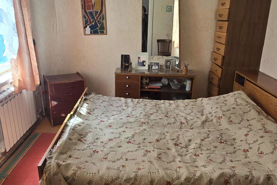 Продаётся 4-комнатная квартира, 64 м²