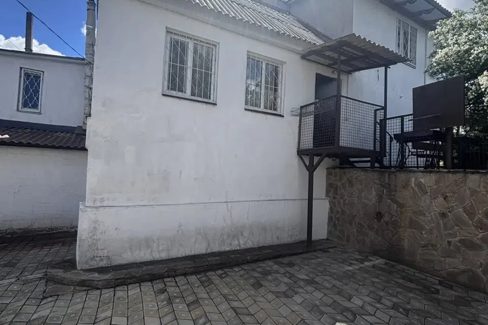 Продаётся 2-этажный дом, 227 м²