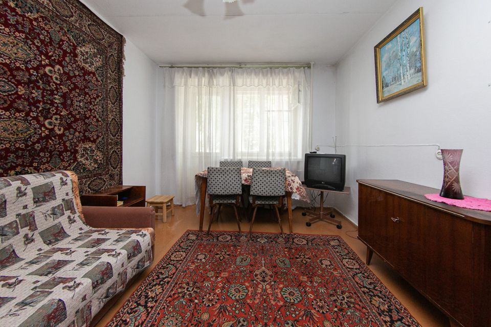 Продаётся 3-комнатная квартира, 51.3 м²