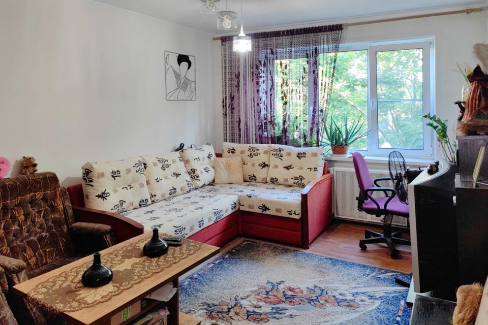 Продаётся 3-комнатная квартира, 65.9 м²