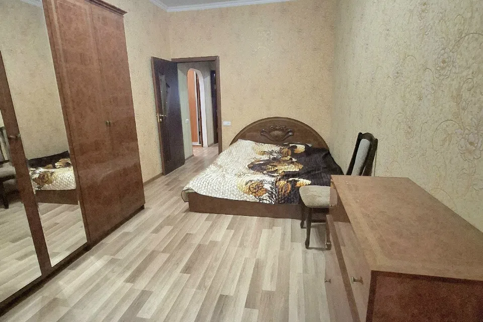 Продаётся 3-комнатная квартира, 103 м²