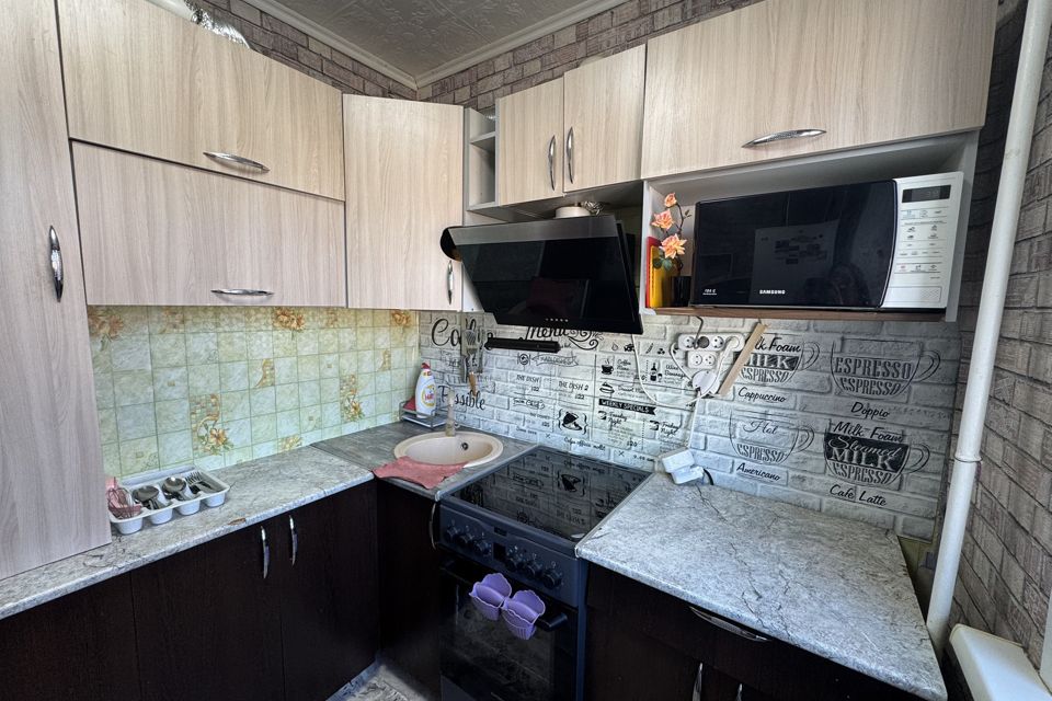 Продаётся 3-комнатная квартира, 58 м²