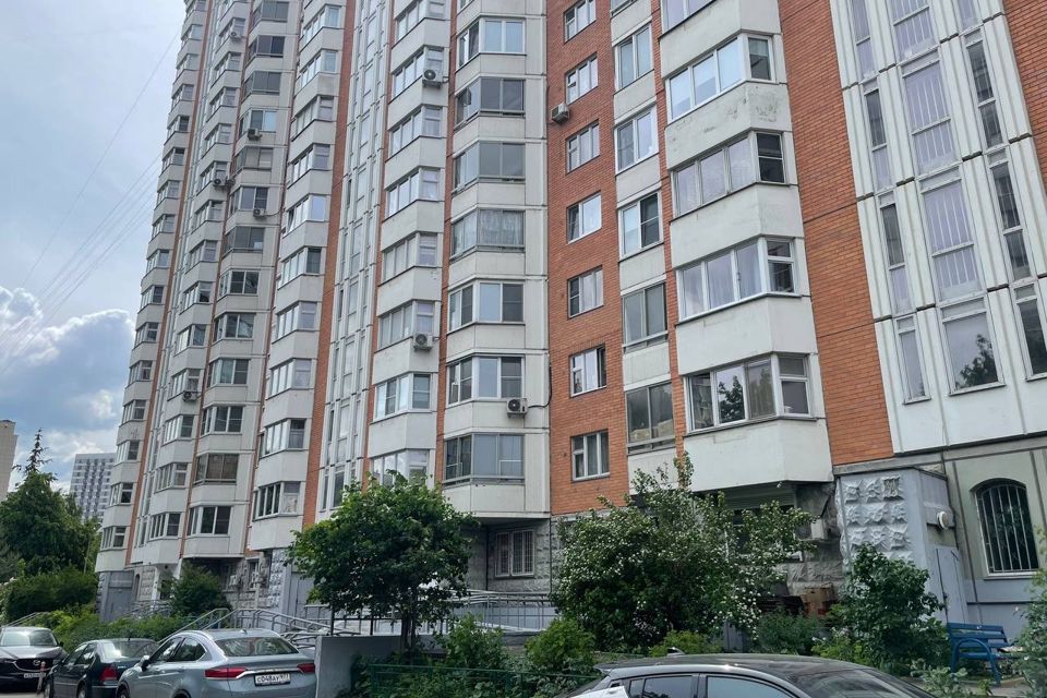 Продаётся 1-комнатная квартира, 38 м²