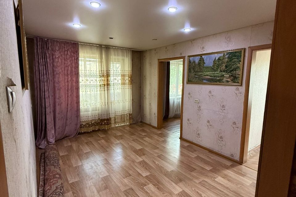 Продаётся 3-комнатная квартира, 46.5 м²