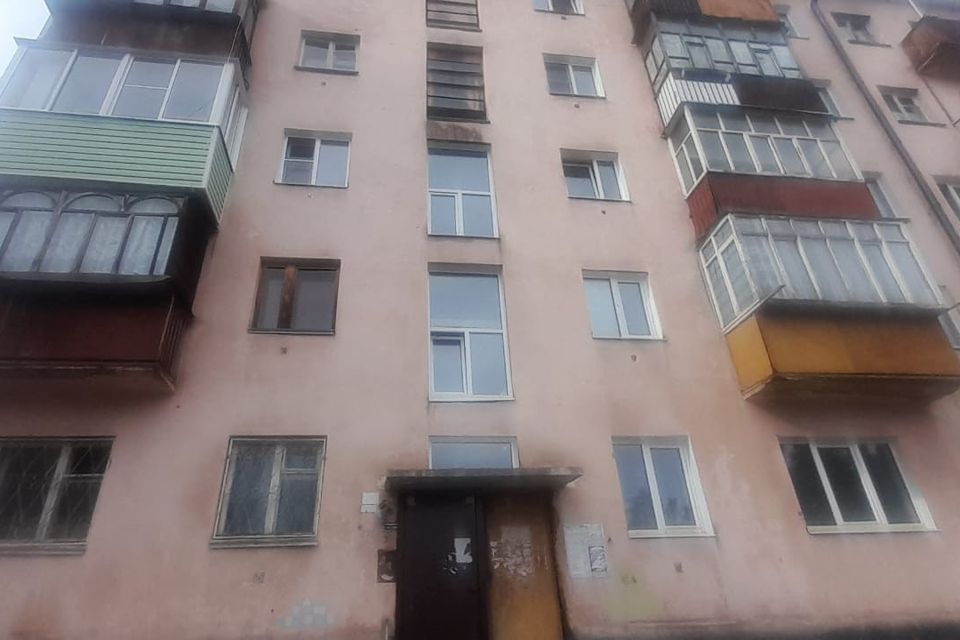 Продаётся 2-комнатная квартира, 43.8 м²