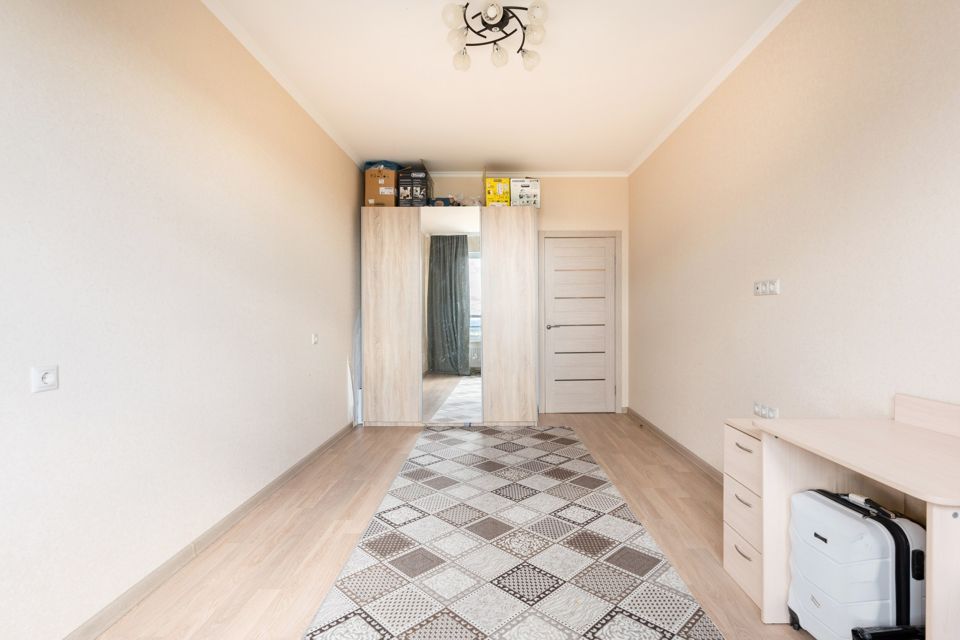 Продаётся 2-комнатная квартира, 59.8 м²