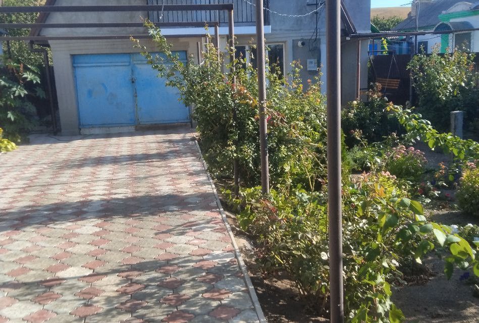 Продаётся 2-этажный дом, 142 м²