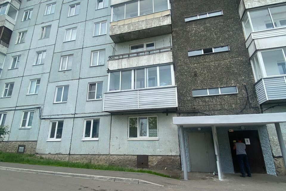 Продаётся 3-комнатная квартира, 61.3 м²