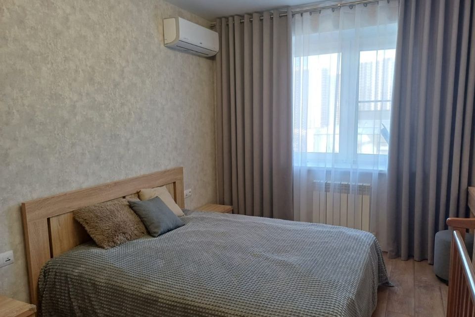 Продаётся 3-комнатная квартира, 90.4 м²