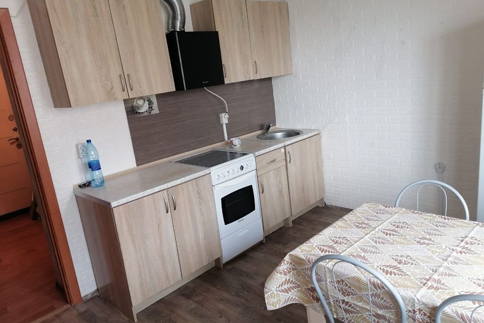 Продаётся 1-комнатная квартира, 37.8 м²