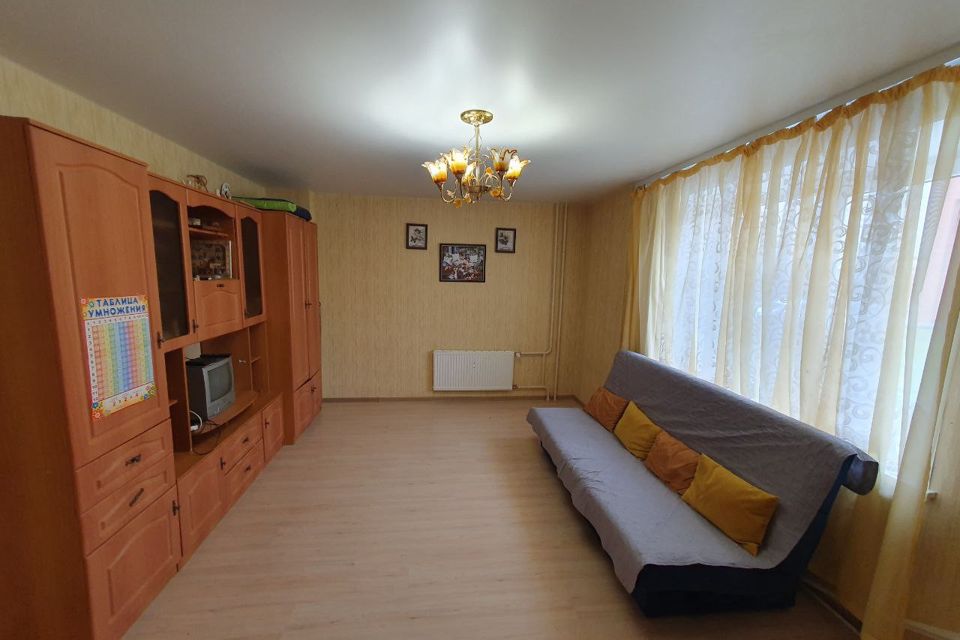 Продаётся 3-комнатная квартира, 73.7 м²