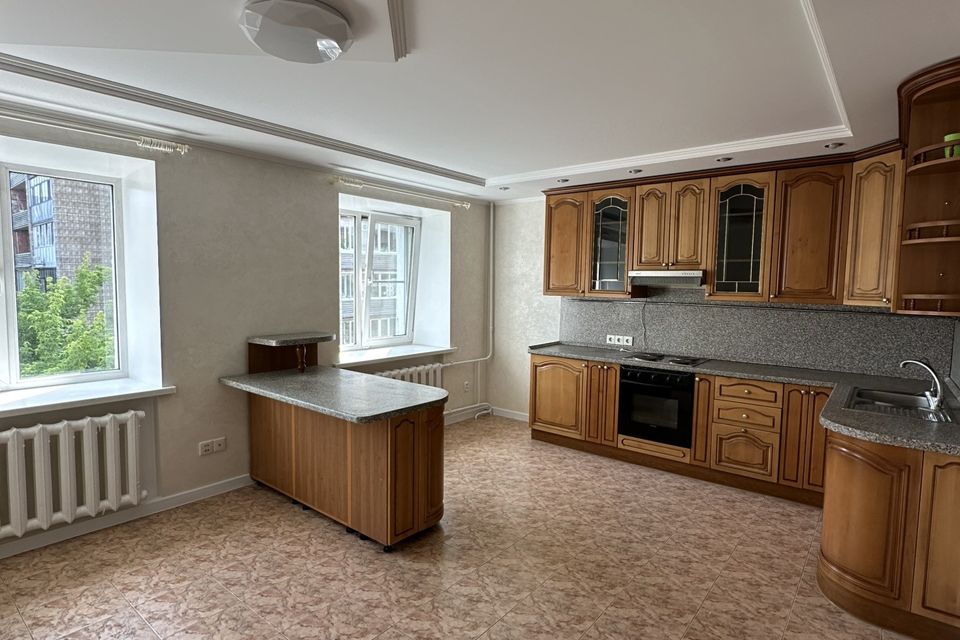 Продаётся 3-комнатная квартира, 85.5 м²