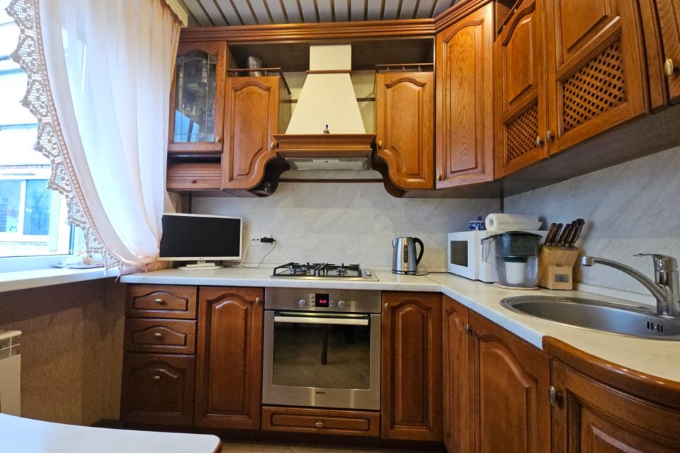 Продаётся 3-комнатная квартира, 61.2 м²
