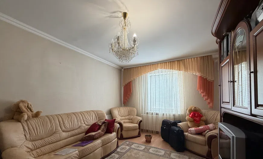Продаётся 4-комнатная квартира, 90 м²