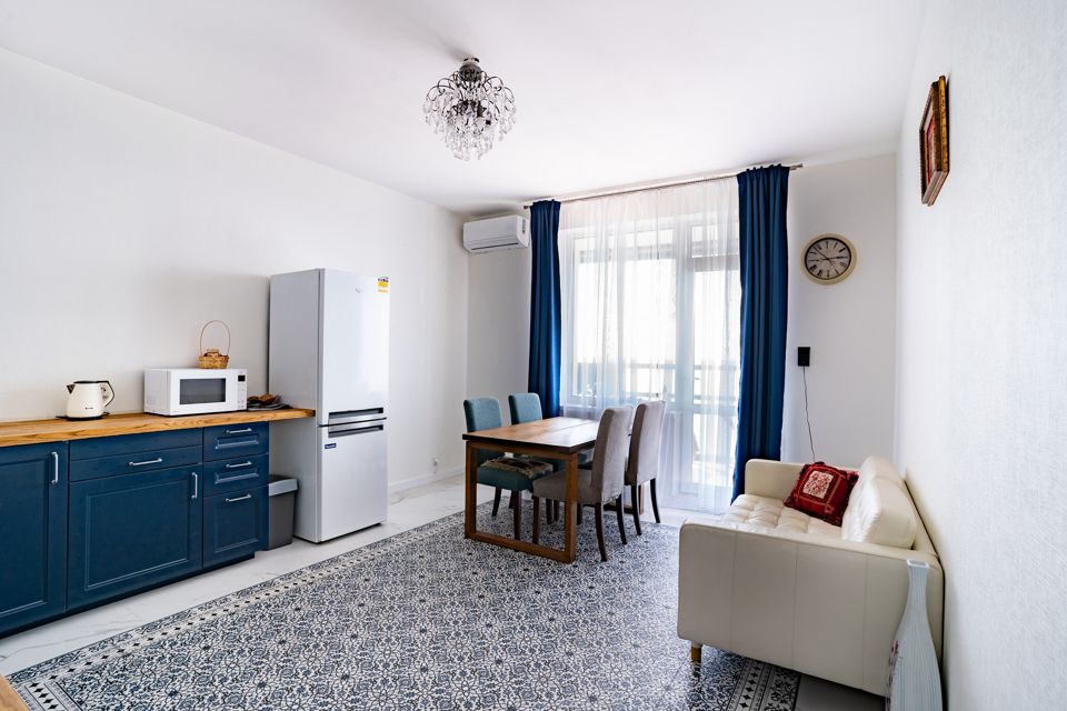 Продаётся 2-комнатная квартира, 69.3 м²