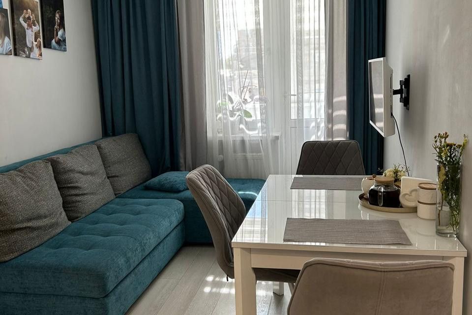 Продаётся 2-комнатная квартира, 56.3 м²