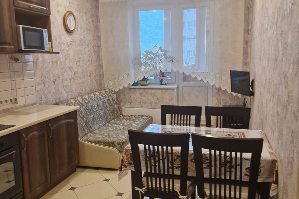 Продаётся 1-комнатная квартира, 40.4 м²