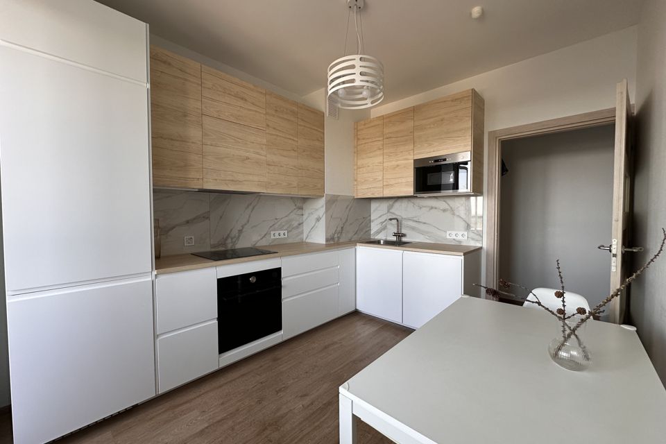 Продаётся 2-комнатная квартира, 55 м²