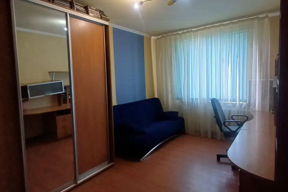 Продаётся 3-комнатная квартира, 60 м²