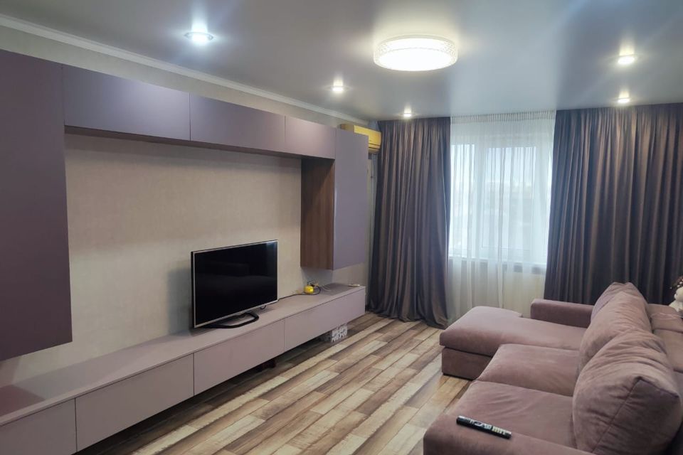 Продаётся 2-комнатная квартира, 63.7 м²