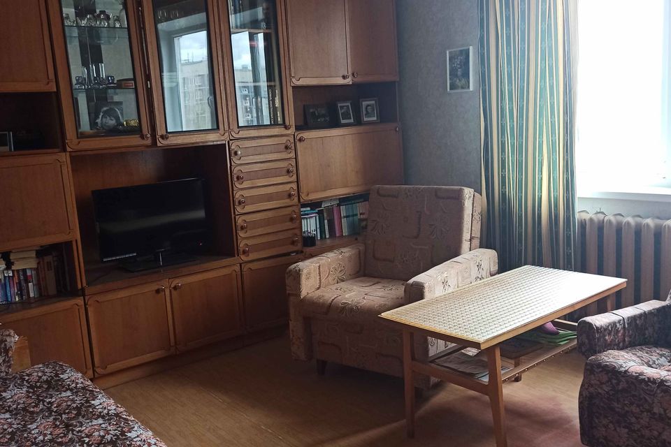 Продаётся 2-комнатная квартира, 57.6 м²