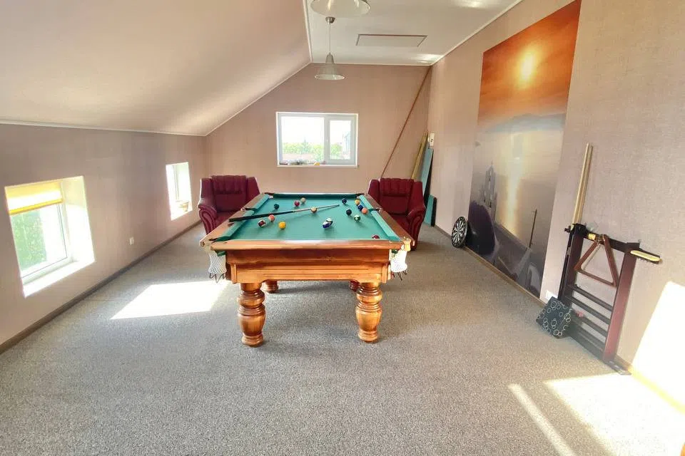 Продаётся 3-этажный дом, 300 м²