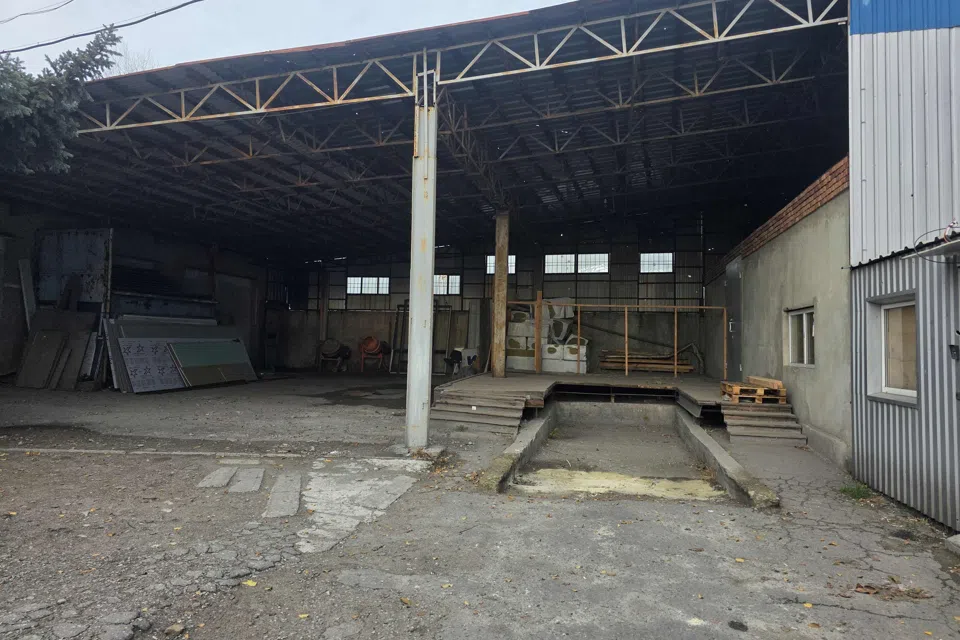 Сдаётся помещение своб. назначения, 1500 м²