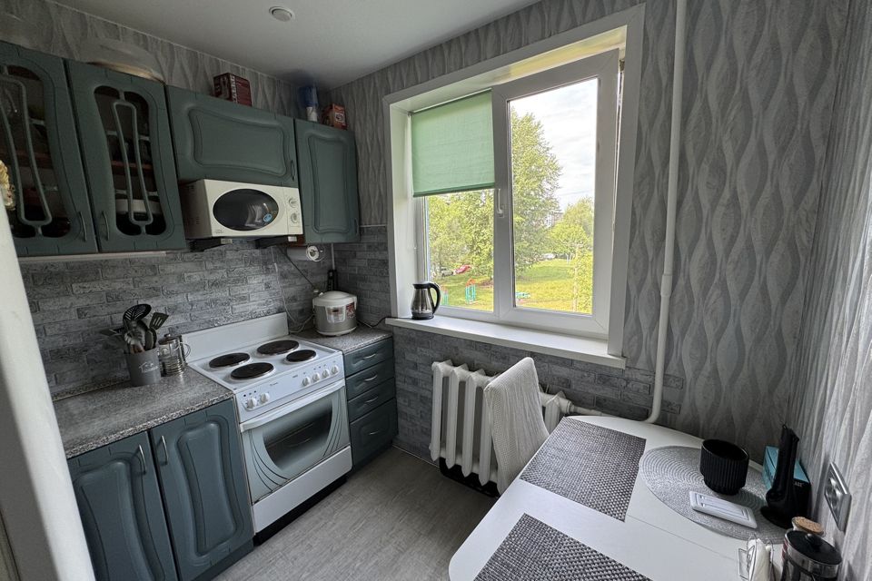 Продаётся 3-комнатная квартира, 59.9 м²