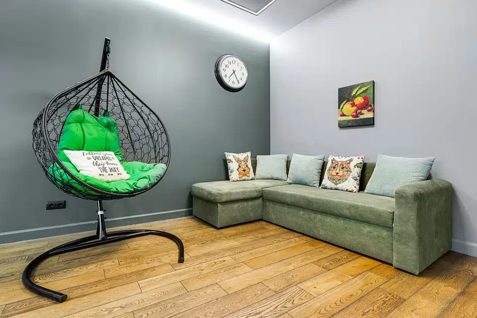 Продаётся 4-комнатная квартира, 98 м²