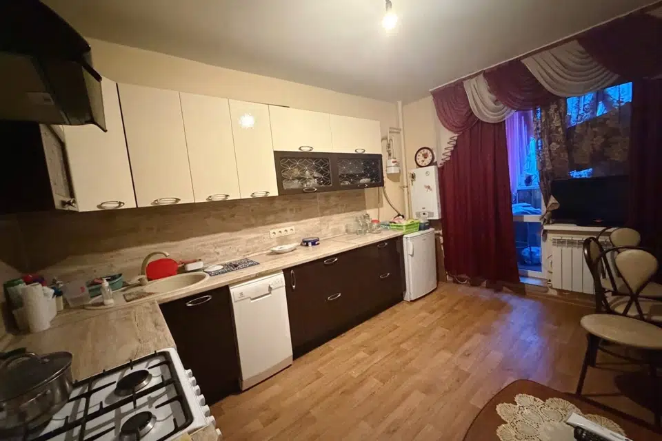 Продаётся 1-комнатная квартира, 48.64 м²
