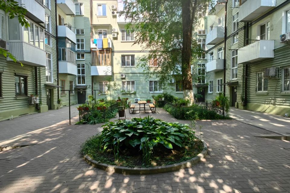 Продаётся 2-комнатная квартира, 62 м²