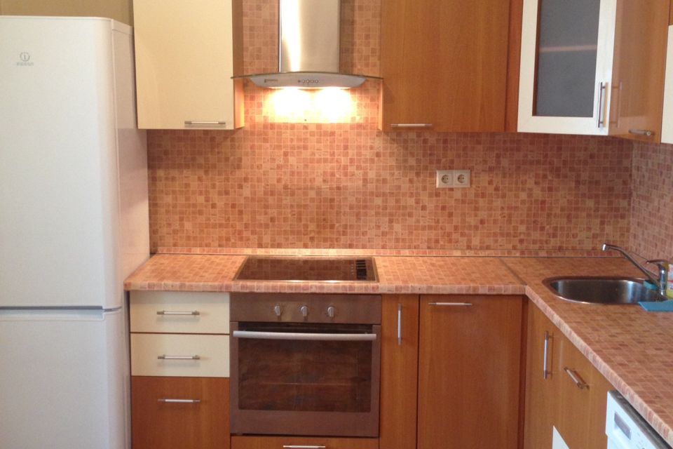 Продаётся 1-комнатная квартира, 39.7 м²