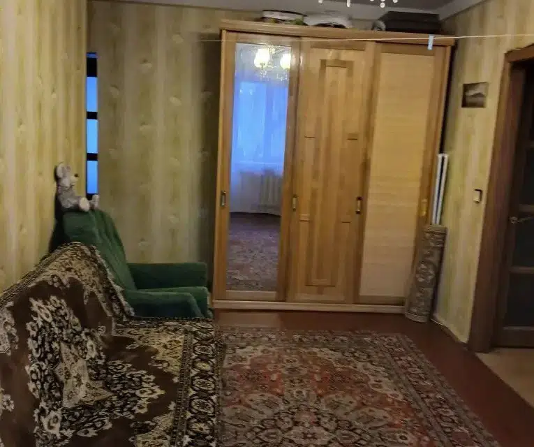 Продаётся 3-комнатная квартира, 57 м²