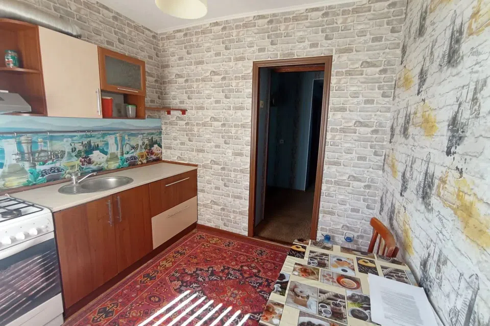 Продаётся 3-комнатная квартира, 58.8 м²