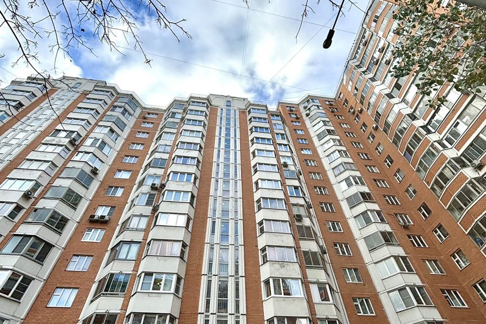 Продаётся 1-комнатная квартира, 37.8 м²