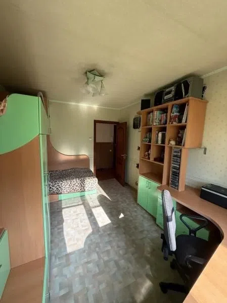 Продаётся 3-комнатная квартира, 45 м²