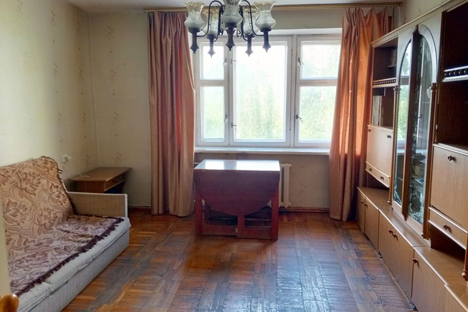 Продаётся 3-комнатная квартира, 60.3 м²